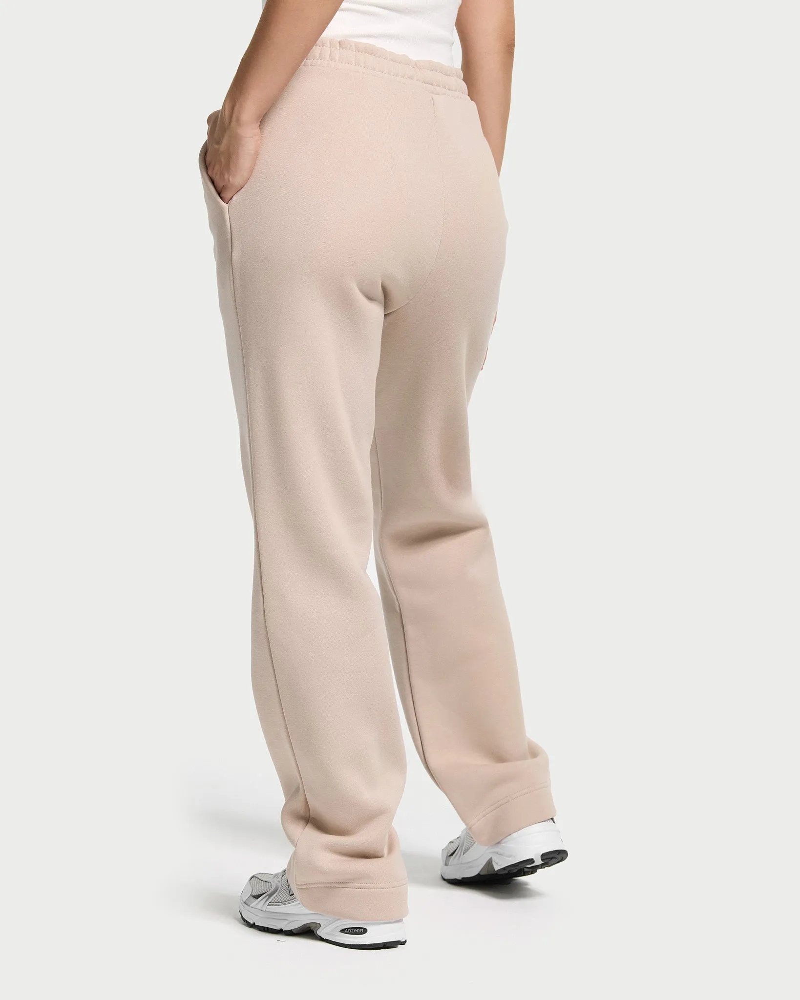 Calm Wide Leg Jogger