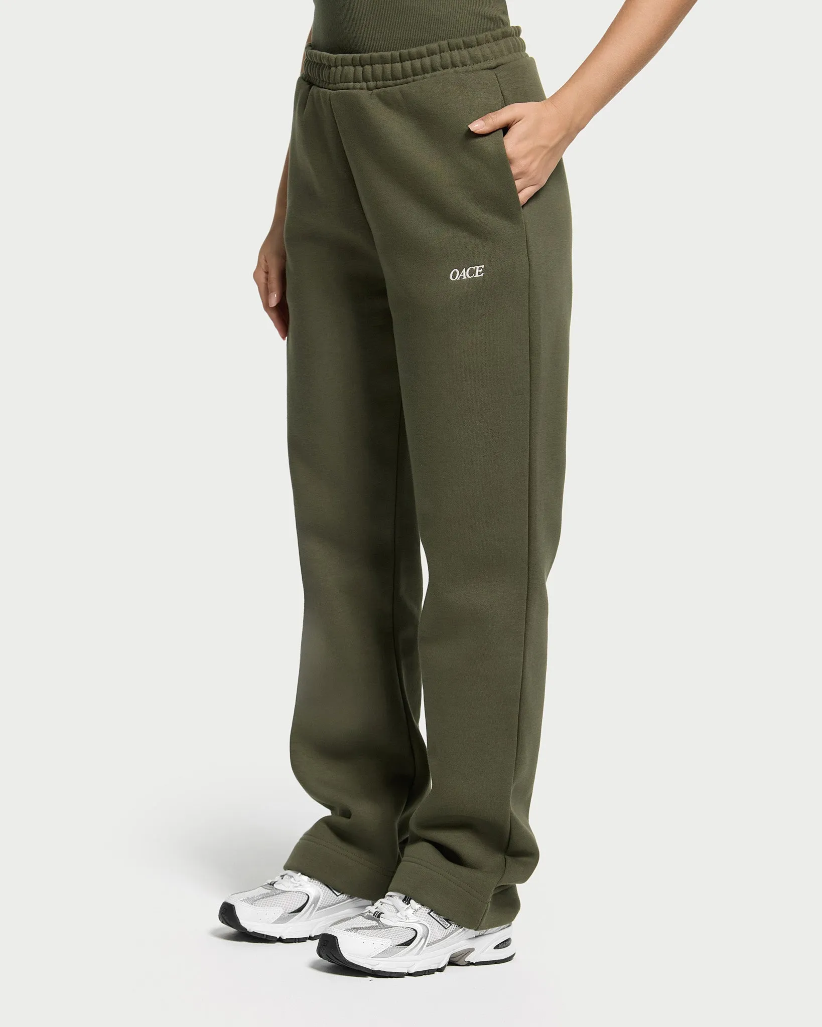 Calm Wide Leg Jogger